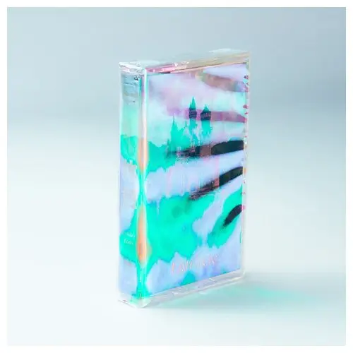 Cassette holographique Tofu Kozo, artwork conçu par HERMITS