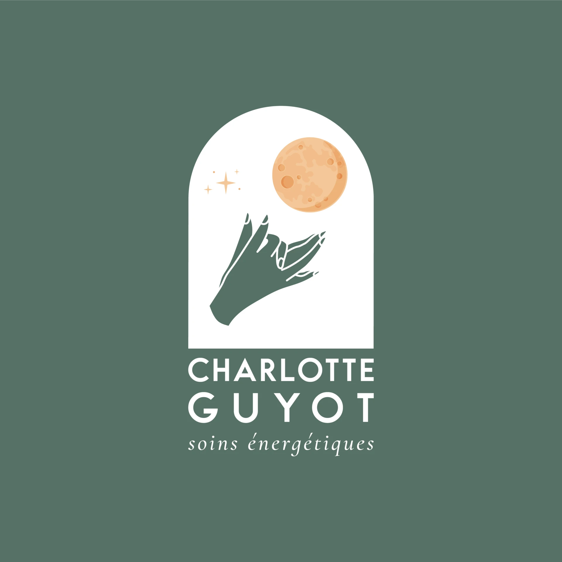 Logo Charlotte Guyot sophrologue : main, lune et arche sur fond vert