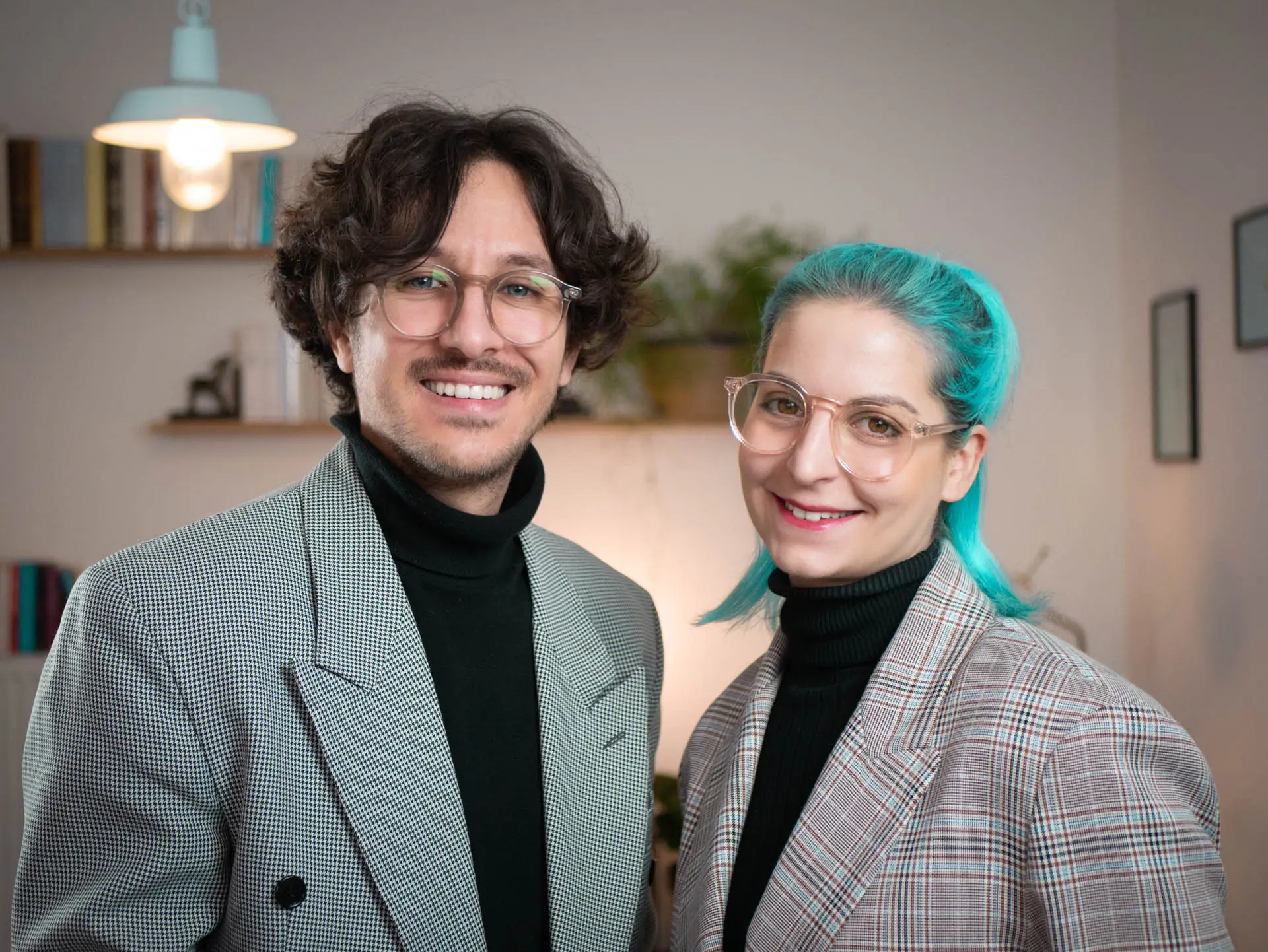 Manon Thiriet et Miguel Clémente, designers fondateurs du studio de branding Hermits à Paris