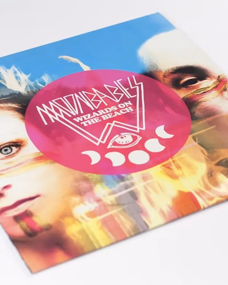 Pochette de l'album Wizards on the Beach de Moonbabies